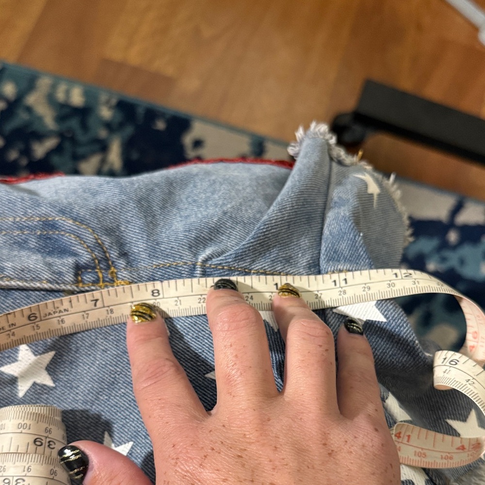 Star-Patterned Jean Shorts With Red Sequin Stripes - image 7